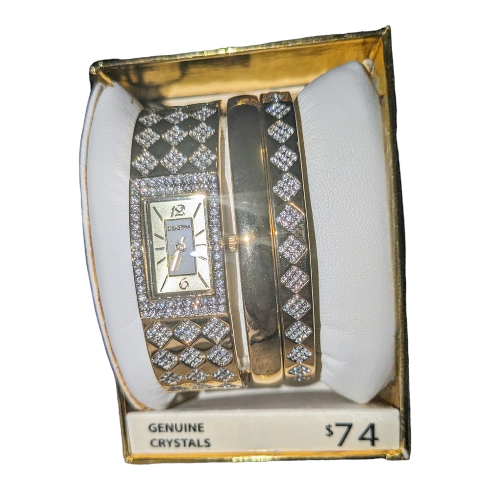Elgin Gold Tone Quartz Watch With 2  Bracelets Set